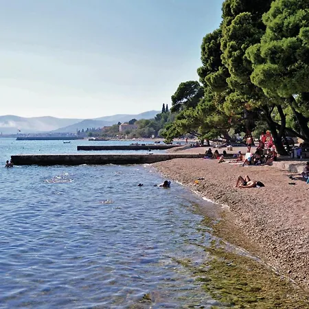 Amazing In Kastel Luksic بيت للعطل Kaštela